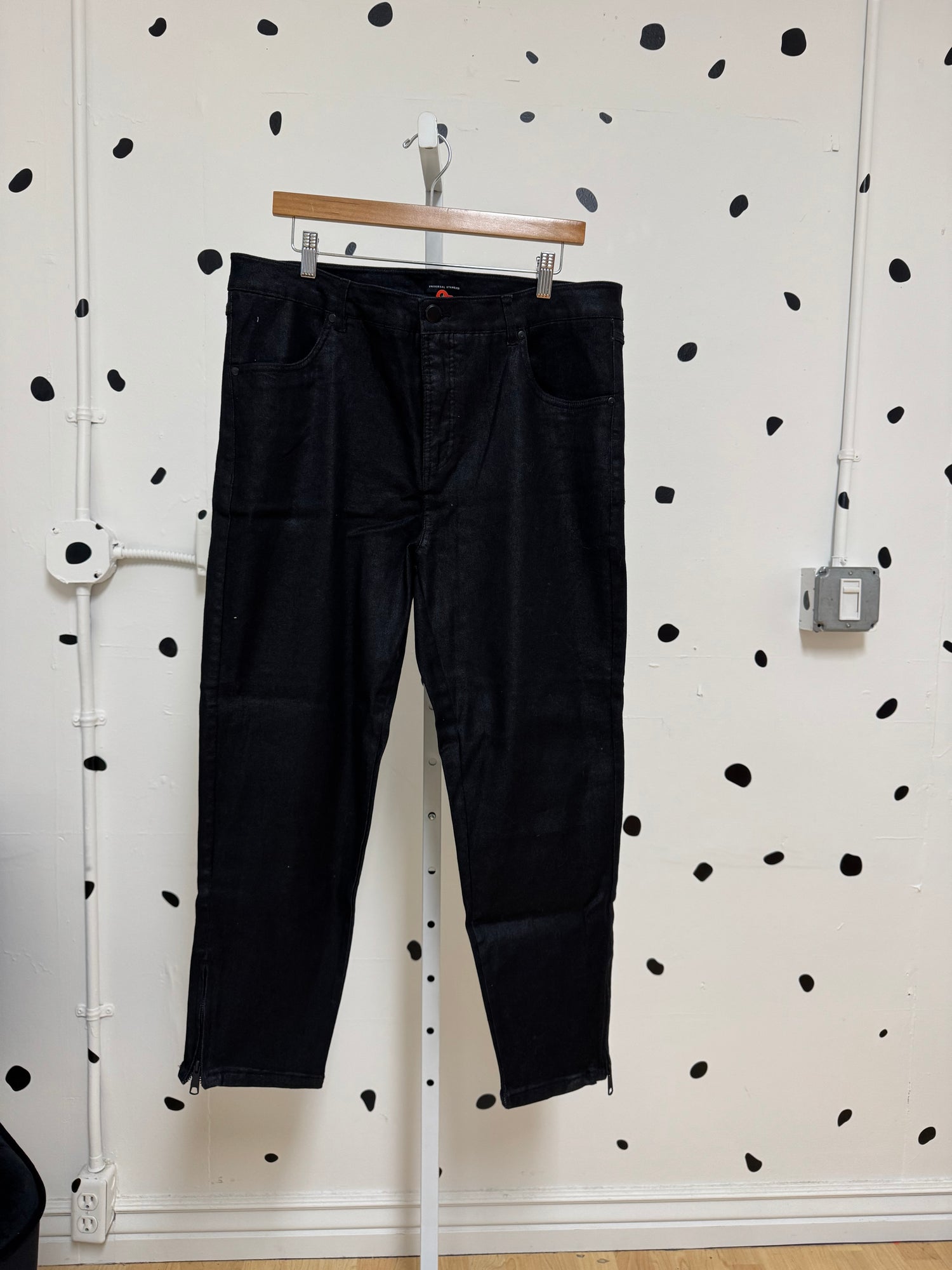 Universal Standard-16- Zipper Ankle Jeans