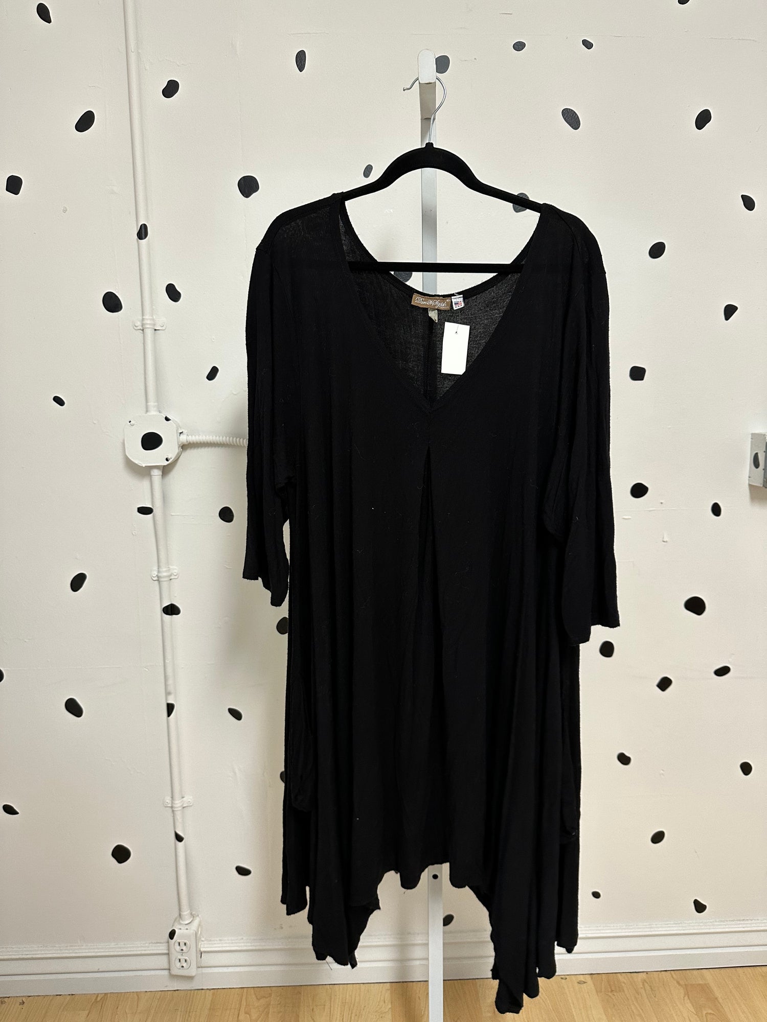 Pegasus- 3/4X- Black Long Sleeve Tunic