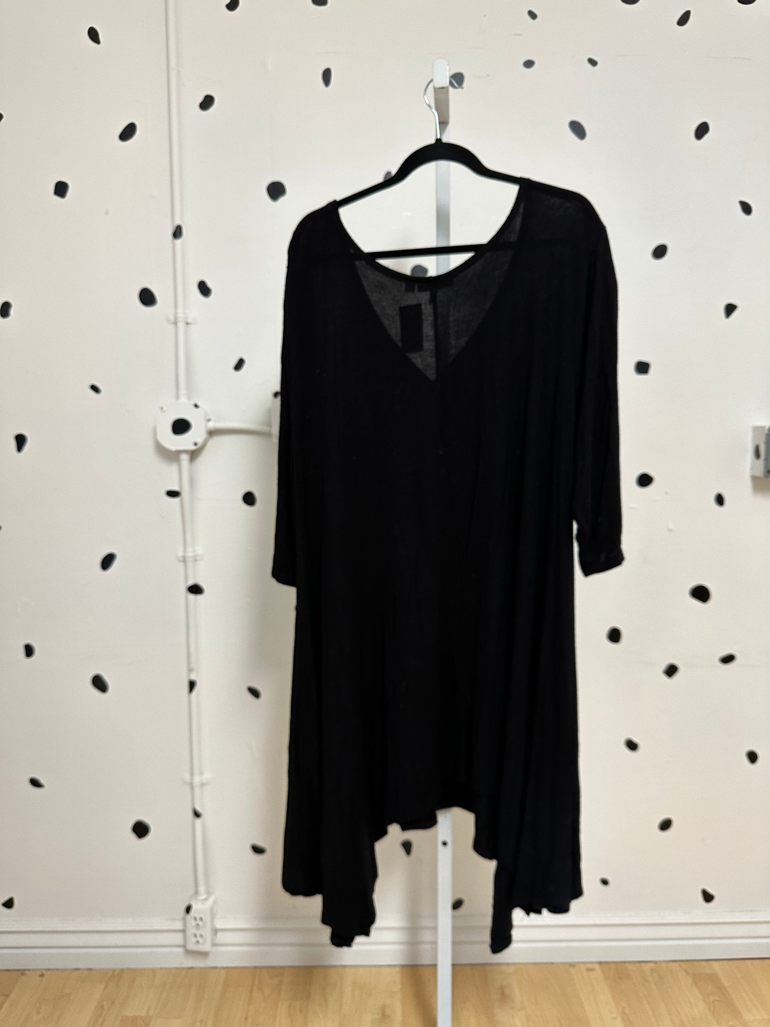 Pegasus- 3/4X- Black Long Sleeve Tunic