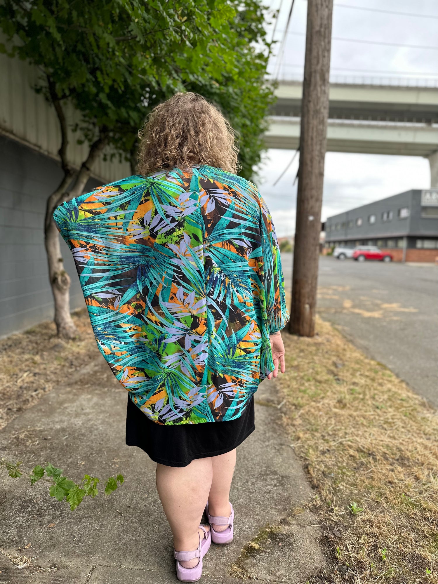 Palm Chiffon Sara Shrug