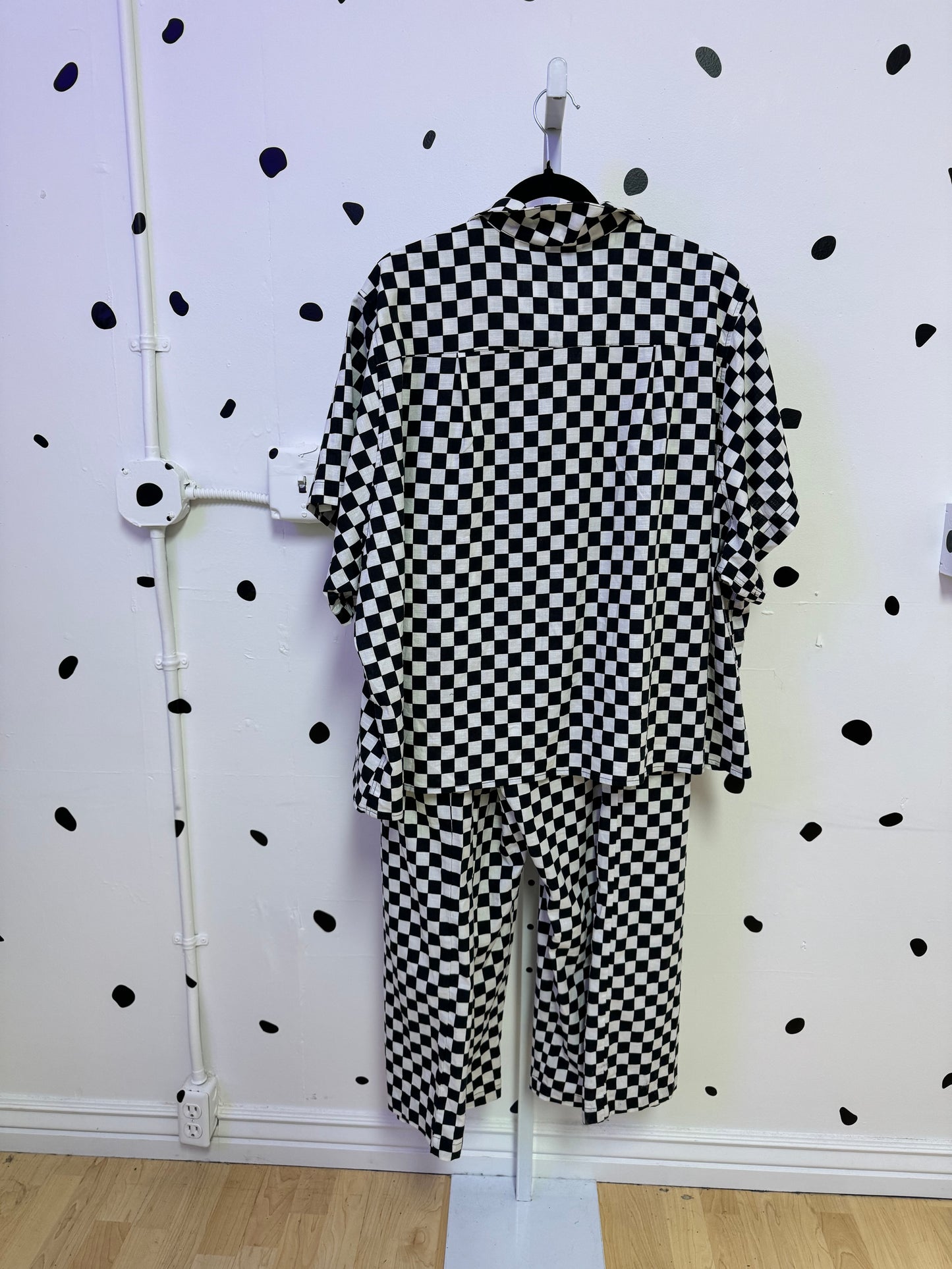 WRAY- 4X Checkered Set NWT