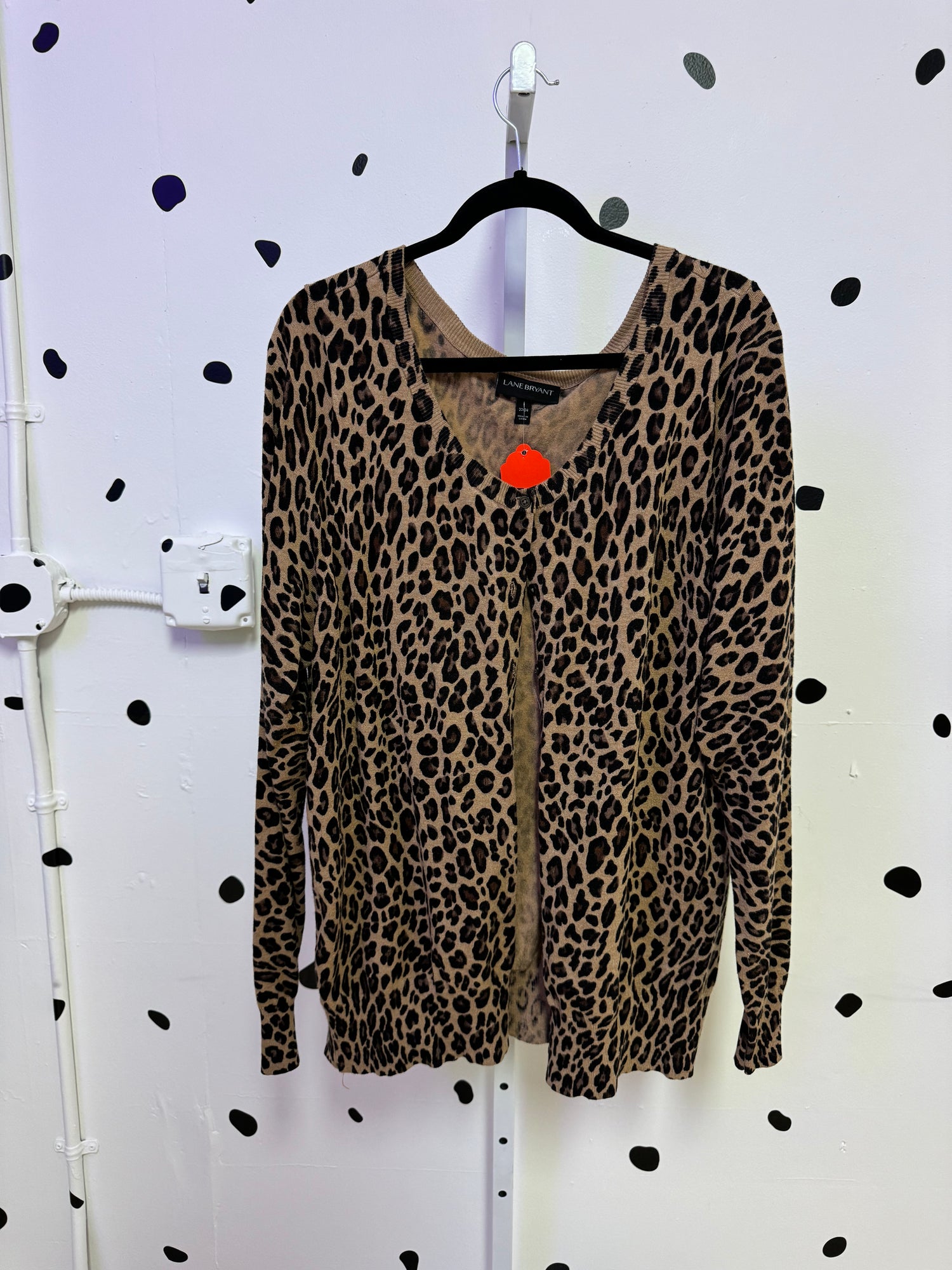 Lany Bryant- size 22/24- Leopard Cardigan