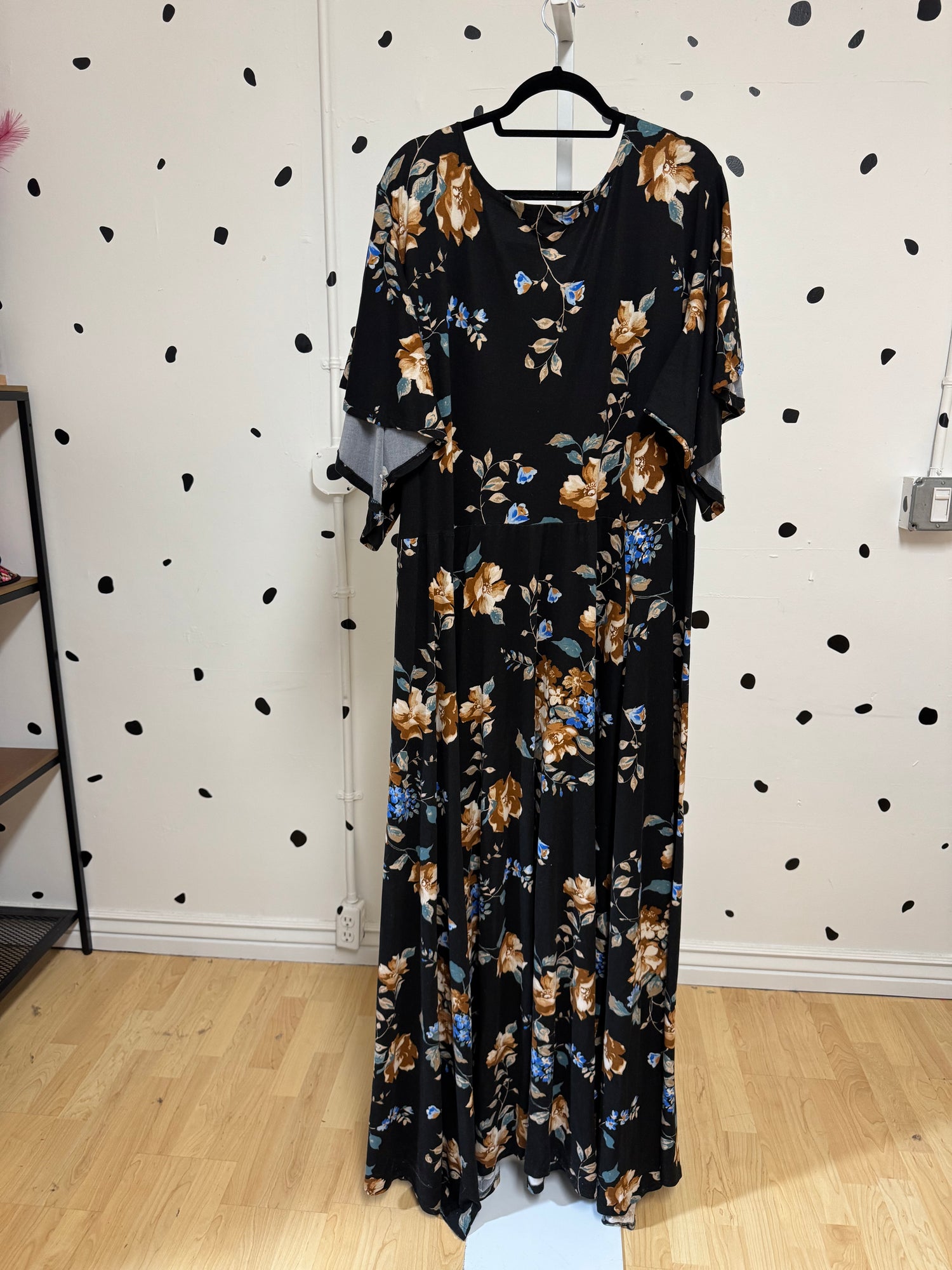 Chubby Cartwheels- size 5X- Maxi Dress