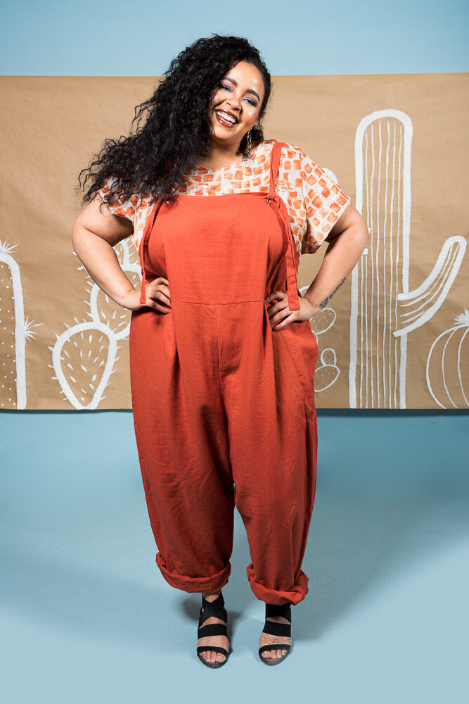 How to Style Plus Size Overalls